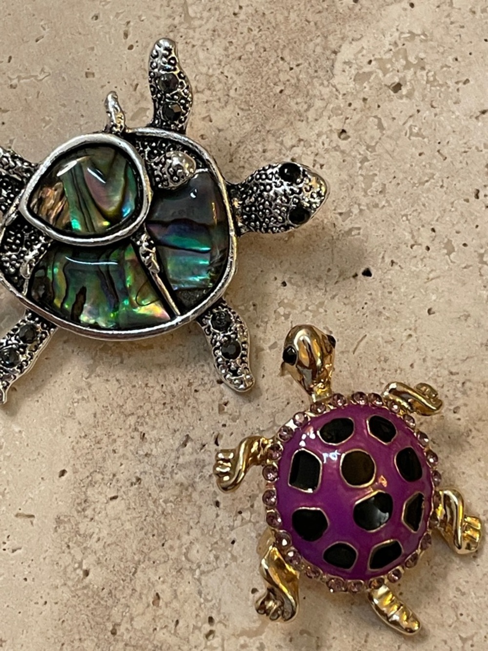 Turtle Brooch Set Abalone Shell & Pink Enamel Gold Tone Animal Pins Bundle - Picture 5 of 5